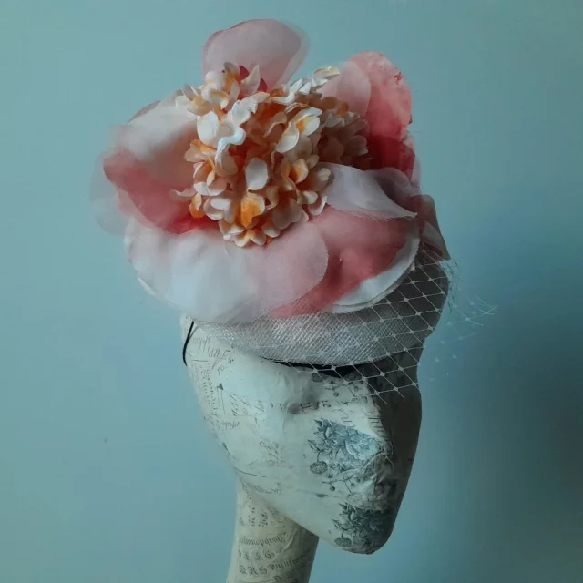 Instagram – Lisa Shaub Fine Millinery display picture 1